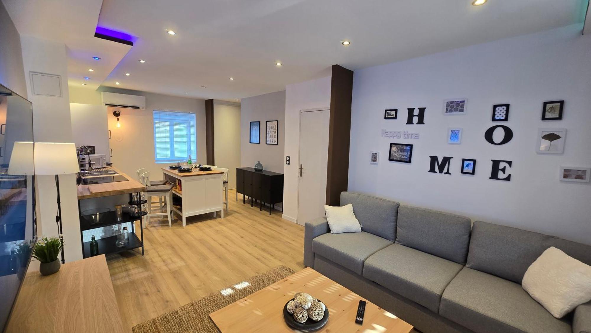 Arkana, Appartement Avec 2 Places De Parking Dole Bagian luar foto