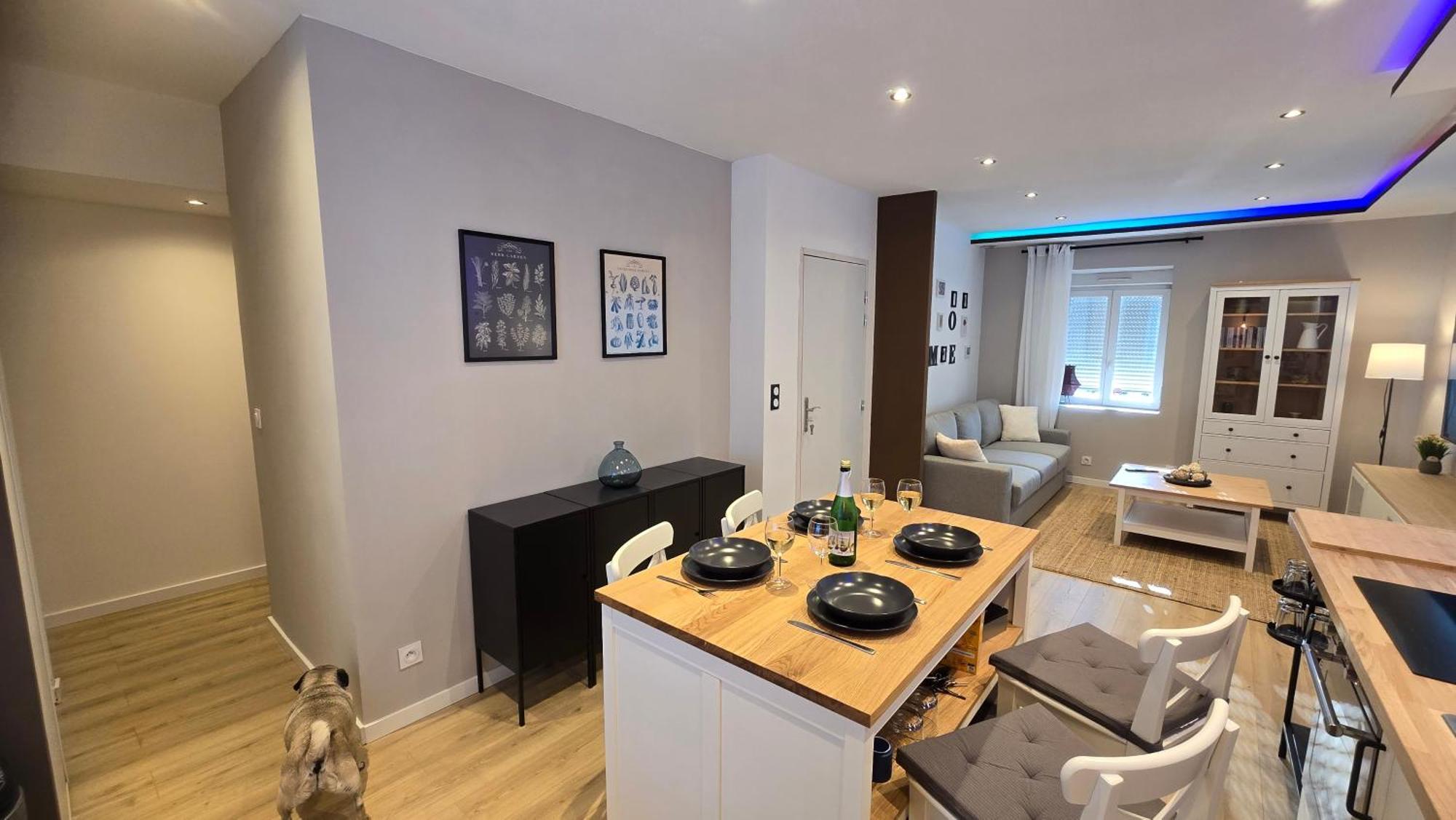 Arkana, Appartement Avec 2 Places De Parking Dole Bagian luar foto